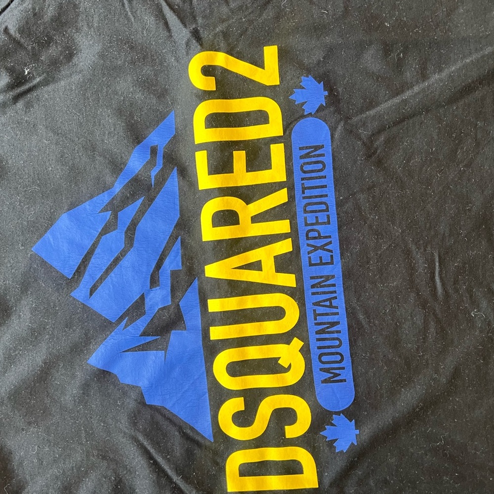 Dsquared2 Black And Blue Short Sleeve Tee With Bold Graphic View 3